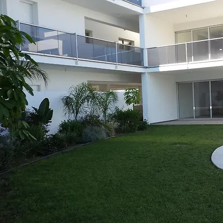 Gardens 2 * Kiti